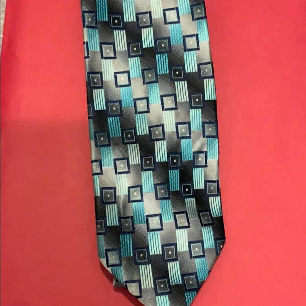 Tie